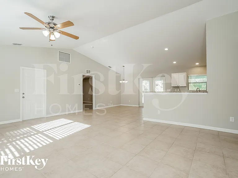3595 Gillot Blvd — Photo 2