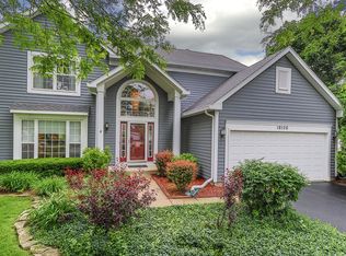 18106 W Hampshire Dr, Gurnee, IL 60031