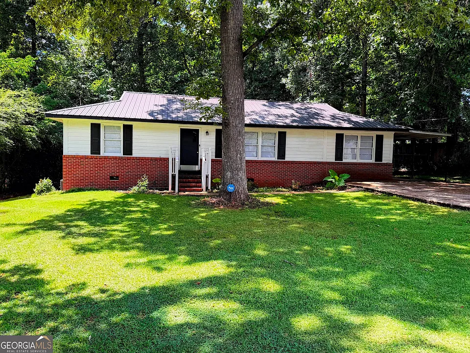 105 Dogwood Dr