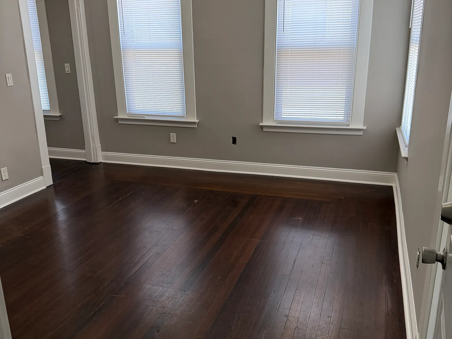 3 bed, 1400 sqft, $2,350 — Photo 2