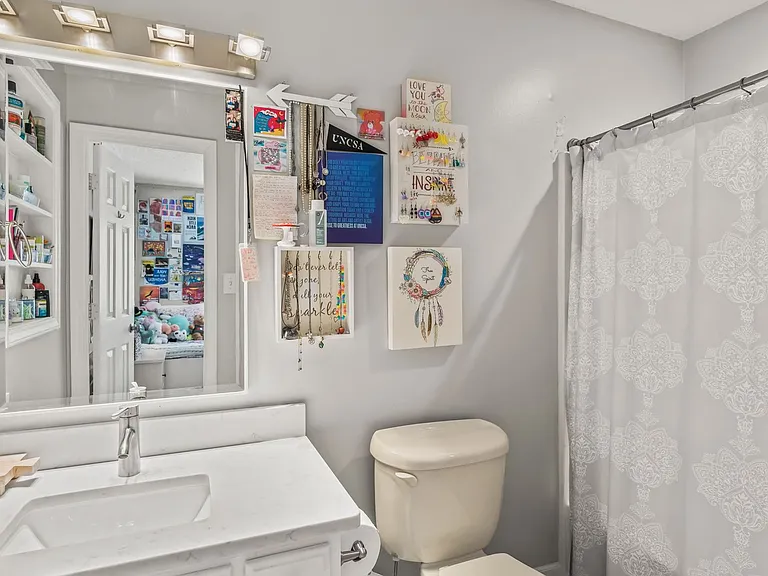 223 Ivy Cir — Photo 60