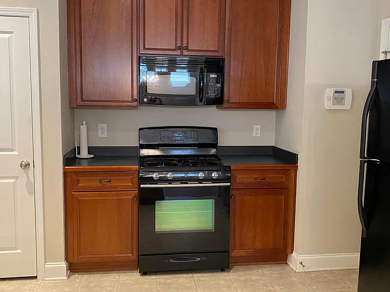 120 Denby Cir — Photo 4