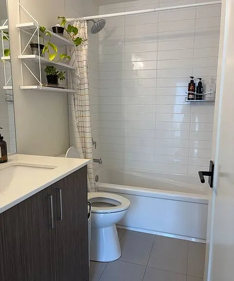 437 NE 73rd St #D — Photo 18