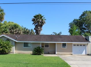 6650 Madison Blvd, Groves, TX 77619