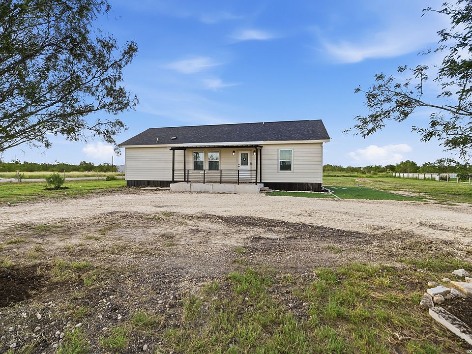 1st image of 183 LAS FINCAS DR