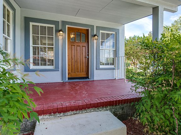 5th image of 1502 W Mistletoe Ave