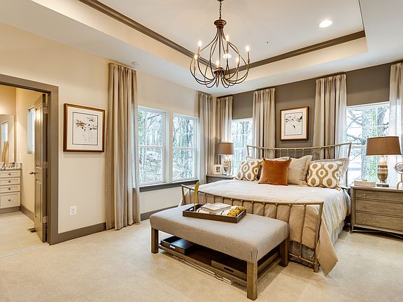 Luxurious owner s suite