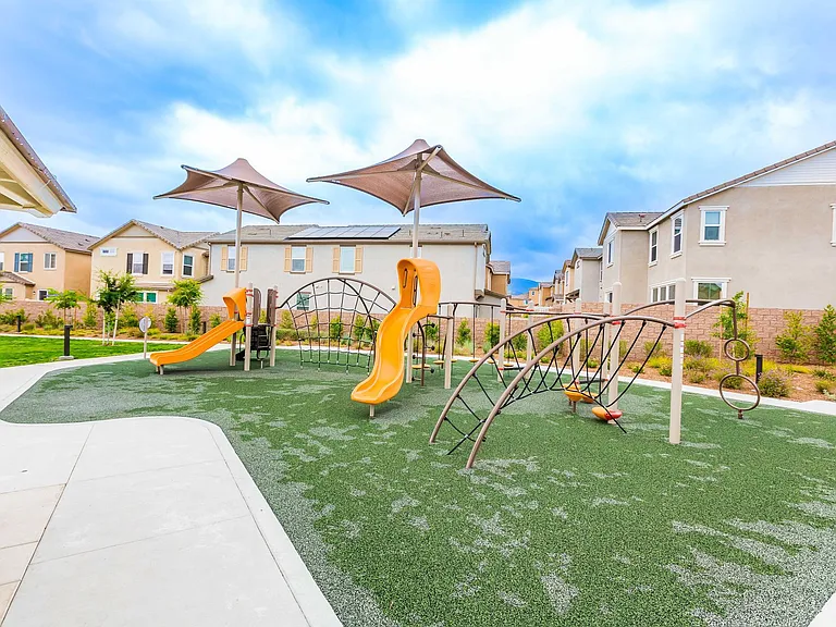 1644 Coral Bells Pl — Photo 27