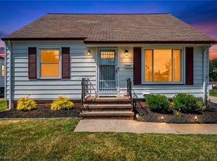 2700 Hilltop Dr, Parma, OH 44134