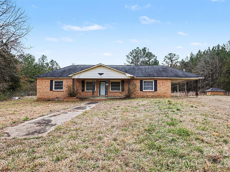 1st image of 596 Armory Rd