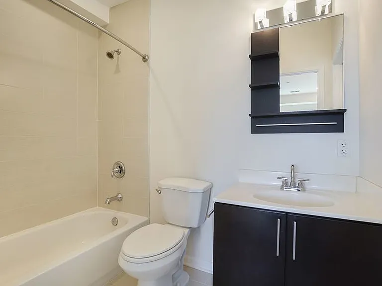 329 Rhode Island Ave NE #404 — Photo 15