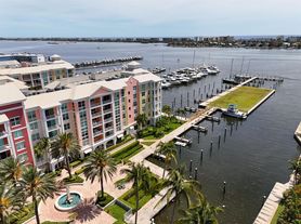806 Windward Way