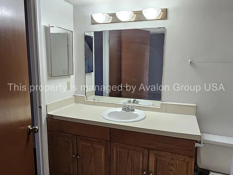 10724 Alden Rd #1 — Photo 6