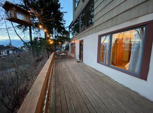 1026 Beech Ln, Anchorage, AK 99501