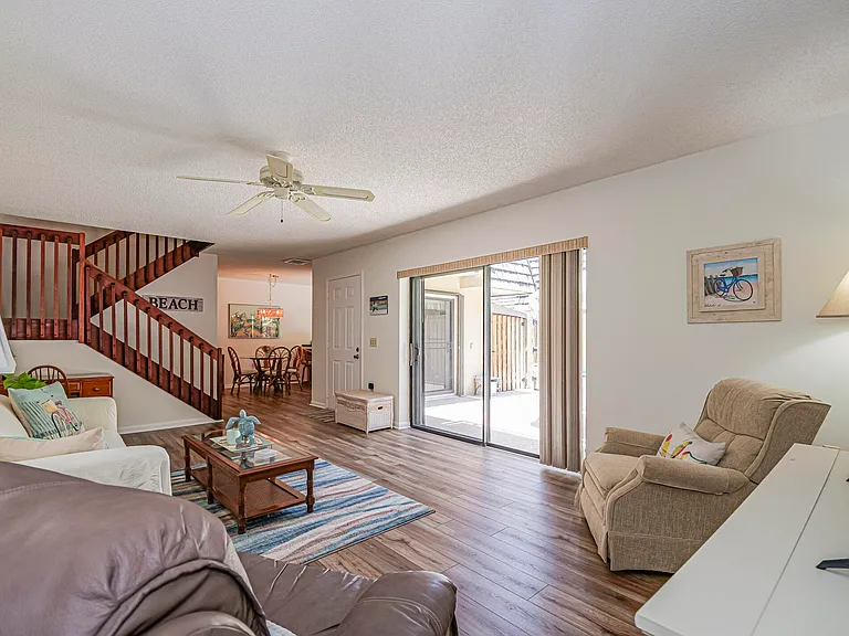 340 S Waverly Pl #8B — Photo 7