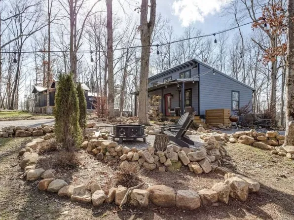 183 Waters Edge Way, Tracy City, TN 37387