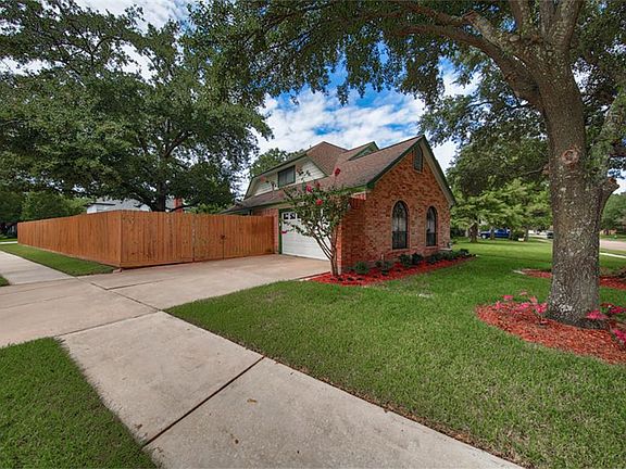 3rd image of 10303 Jockey Club Dr