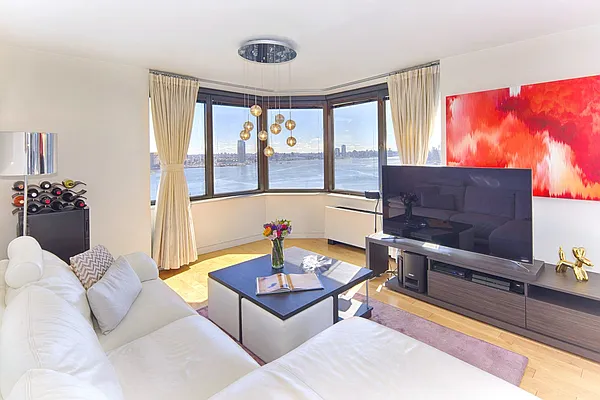 Rented by Brown Harris Stevens | media 3