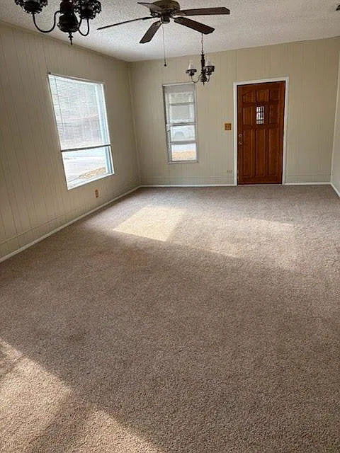 3 bed, 1352 sqft, $1,700 — Photo 3