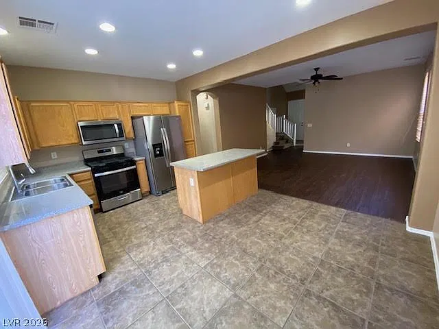 4 bed, 3.0 bath, 1650 sqft, $1,895 — Photo 4