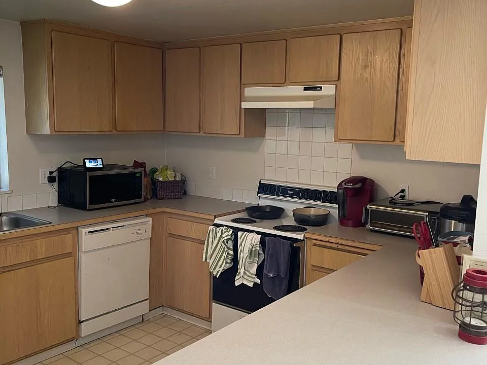 Spacious kitchen