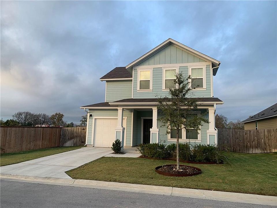 1st image of 137 Michaelis Dr