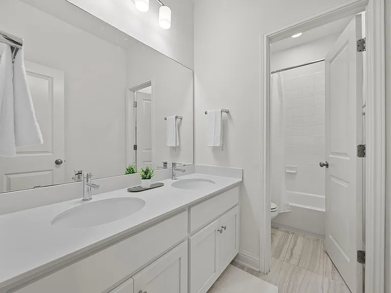 5305 Mandevilla Dr — Photo 29