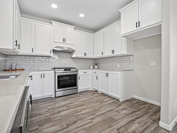 5th image of 2115 Weathersfield Trace Cir