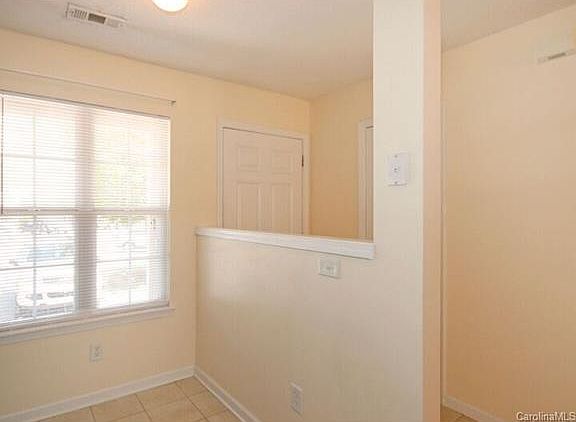 5th image of 144 Mangum Cir #144