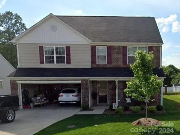 5023 Ashley Place Dr, Bessemer City, NC 28016