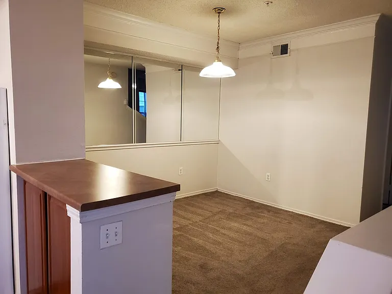 2145 Eagle Ave — Photo 11