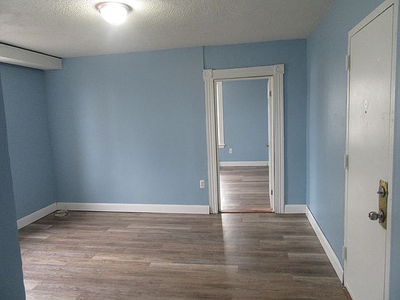 2nd image of 45 Long Hill Rd APT 2L