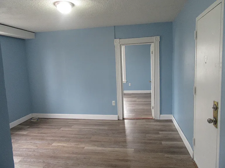 45 Long Hill Rd #2L — Photo 2