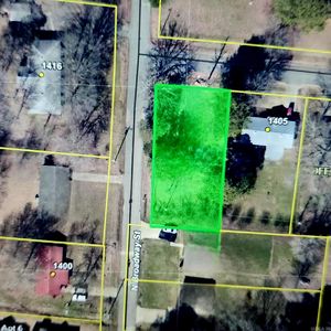 1417 N Broadway St, Heber Springs, AR, 72543