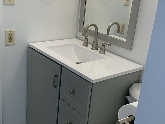 5th image of 600 Highland St N #3