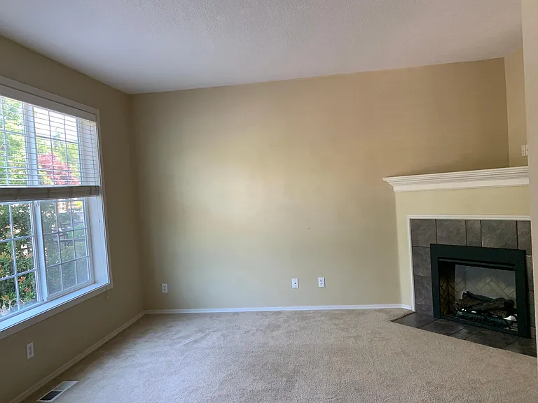 2476 NW Crosswater Ter — Photo 2
