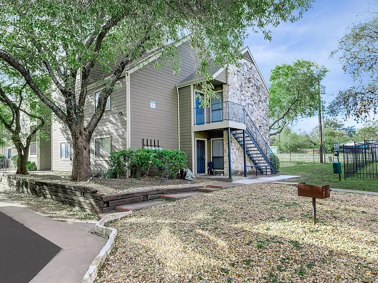 The Landing Apartments — Photo 26