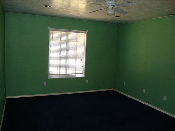 5th image of 1705 Arlington Dr