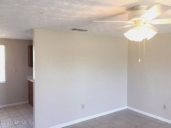 2nd image of 2084 Kusaie Dr