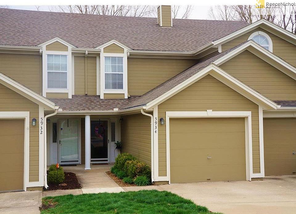 1st image of 5934 NE Moonstone Dr