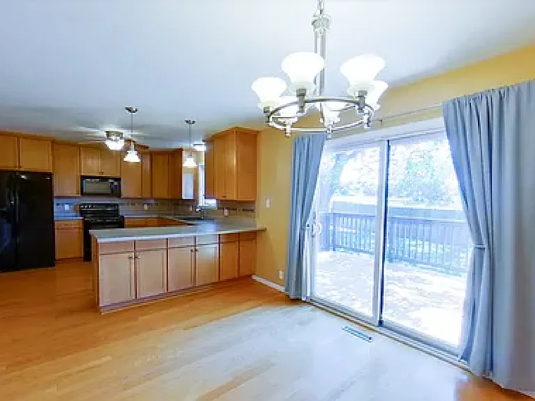 3101 Arbor Dr — Photo 6
