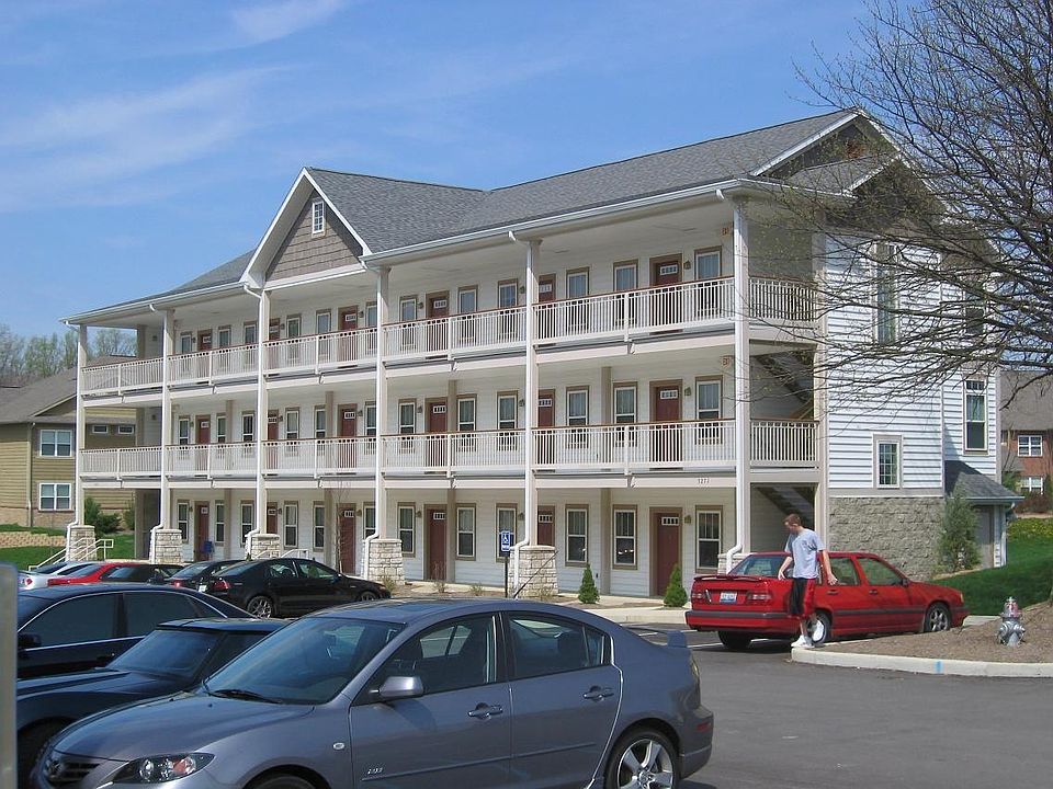 1st image of 3253 E Covenanter Dr APT 1
