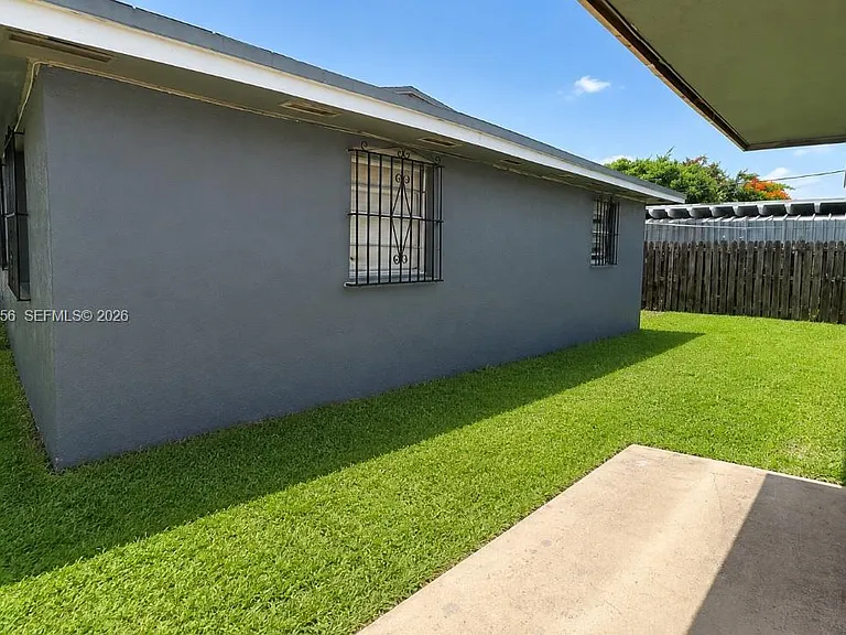 1693 NW 8th Ave #0 — Photo 13