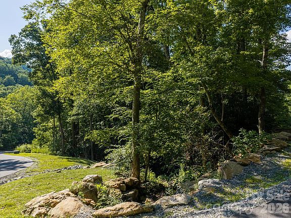 5th image of 1230 Arborcrest Way
