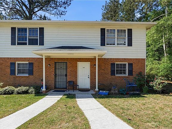 5th image of 1600 Riverside Trl NE