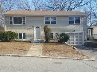 35 Ridgeway Ave, Providence, RI 02909