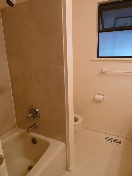 Main bathroom