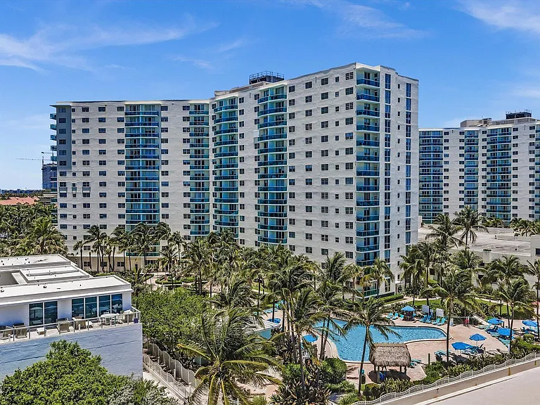 3901 S Ocean Dr #3J — Photo 45