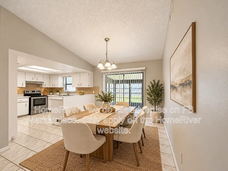 3 bed, 2.0 bath, 1586 sqft, $2,185 — Photo 3
