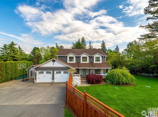 4279 H Street Rd, Blaine, WA 98230